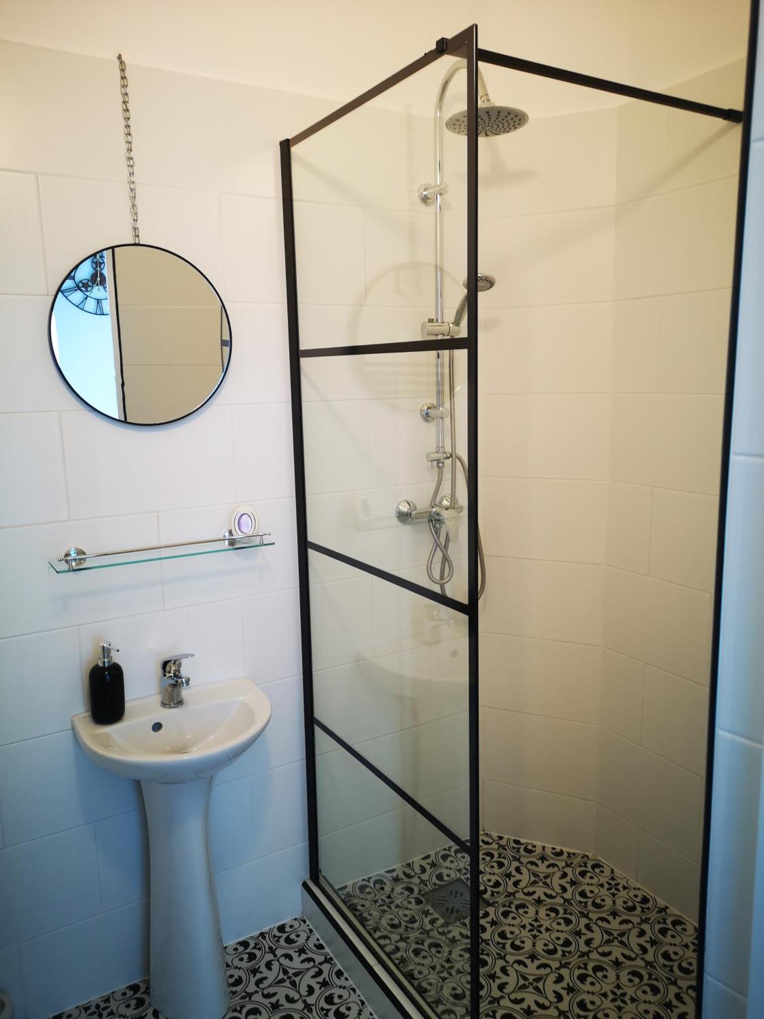 Weisz Apartment-City Center-Free Private Parking,Wifi,Ac Carei Esterno foto